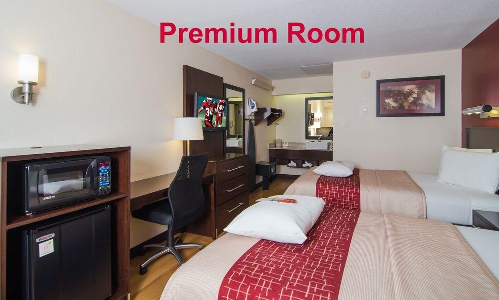Red Roof Plus+ - U Of Michigan North Hotel 3*